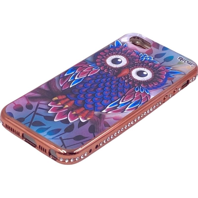 Capa Netcase Metálica com Strass Flexível Bronze - Coruja no Galho Violeta e Pink p/ IPhone 5/5s/SE